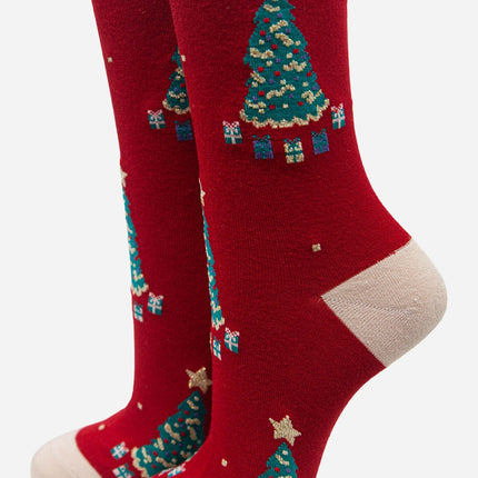 Bamboesokken voor dames – rood Christmas Tree (maat 36–40)