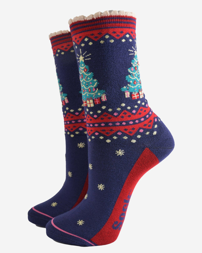 Bamboesokken voor dames – marineblauw/rood Classic Christmas Tree (maat 36–40)